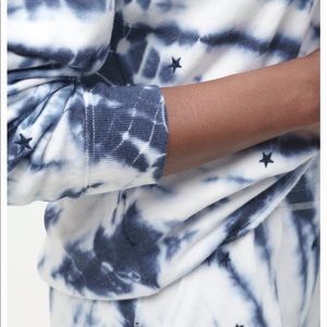 Star Tie Dye Pullover